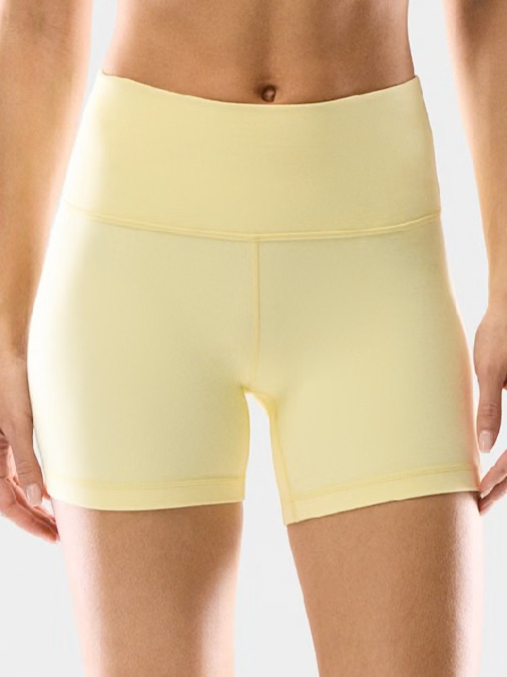 Aritzia TNA Butter Cheeky 5” Short in Lemonade - Picture 1 of 5